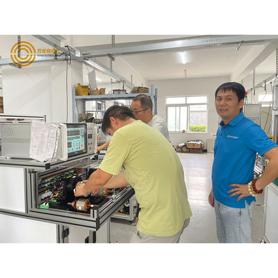 Thiết bị thử nghiệm cột chắn DC kháng cự thắt điện ngắt điện áp Hi-Pot Rotation nhà cung cấp
